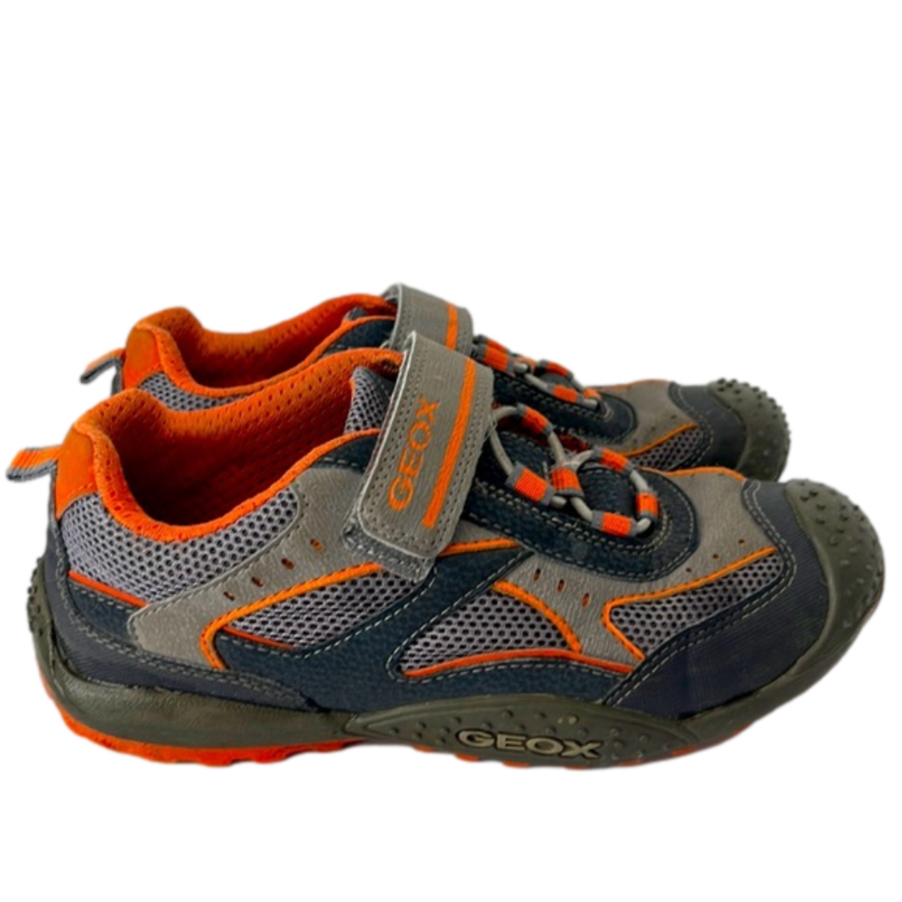 Kids Geox casual walking shoes gray and orange size 3.5